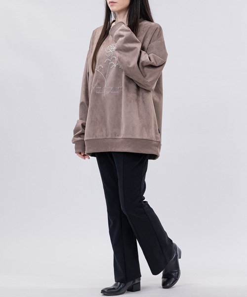 Naive magic（ナイーブマジック）の「【a】〔NAIVE MAGIC〕裏起毛カットスウェード チェーン フラワーエンブロイダリー クルーネックスウェット（スウェット・メンズ・ブラウン/ネイビー/アイボリー/チャコールグレー・LARGE/MEDIUM）」の17枚目の写真