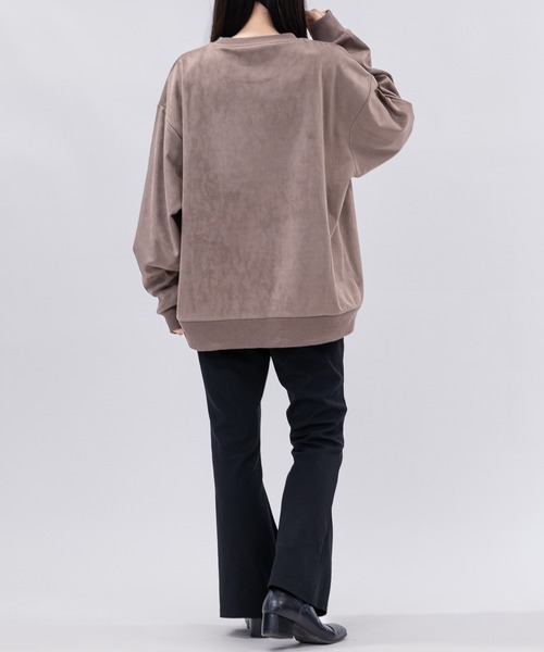 Naive magic（ナイーブマジック）の「【a】〔NAIVE MAGIC〕裏起毛カットスウェード チェーン フラワーエンブロイダリー クルーネックスウェット（スウェット・メンズ・ブラウン/ネイビー/アイボリー/チャコールグレー・LARGE/MEDIUM）」の16枚目の写真