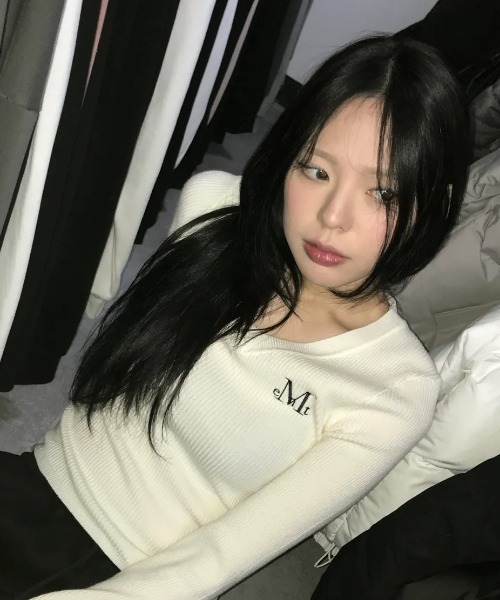 MUCENT（ムセント）の「◇MUCENT◇ブランド直輸入正規品/春も着れる！ジャンニ Vネック クロップド リブ編み ニット GIANNI V-NECK CROP RIB KNIT（ニット/セーター・レディース・グレー/アイボリー/ブラック/チャコール/ベージュ/ネイビー・FREE）」の18枚目の写真