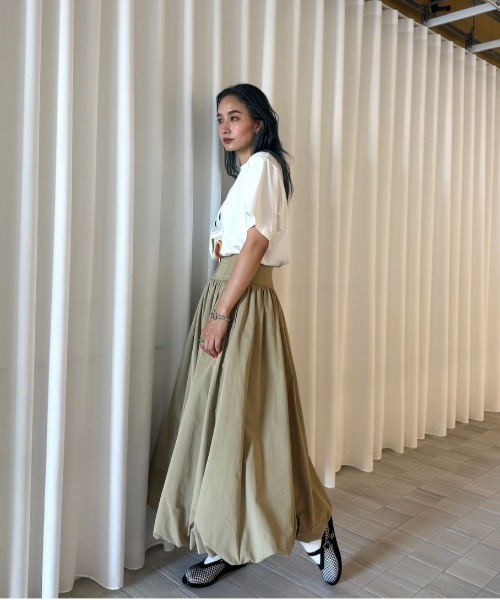 HIGH WAIST BALLOON SLIT SKIRT（スカート）｜Ameri（アメリ）の