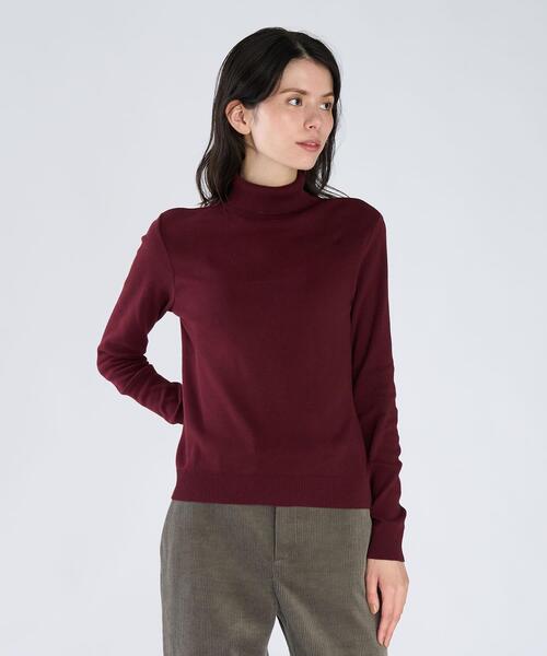 agnes b.(アニエスベー)の「コットン タートルネック 長袖 ニットトップス ”Eddy”(Tシャツ/カットソー・レディース・ボルドー・2/3/1)」の2枚目の写真