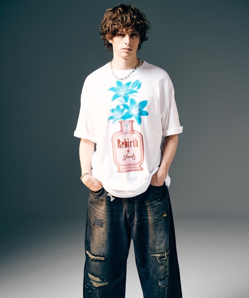glamb(グラム)の「Perfume Bottle T-Shirt / パフュームボトルTシャツ(Tシャツ/カットソー・メンズ・ホワイト/ブラック・S/M/L)」の5枚目の写真