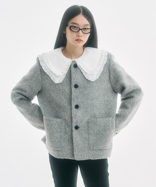 FEKETE（フェケテ）の「frilled big collar blouse / フリルビッグカラーシャツブラウス（シャツ/ブラウス・レディース・アイボリー・SMALL/MEDIUM/LARGE）」の4枚目の写真