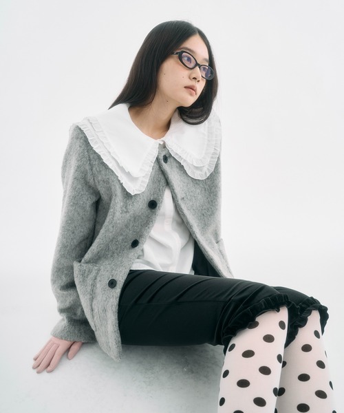 FEKETE（フェケテ）の「frilled big collar blouse / フリルビッグカラーシャツブラウス（シャツ/ブラウス・レディース・アイボリー・SMALL/MEDIUM/LARGE）」の12枚目の写真