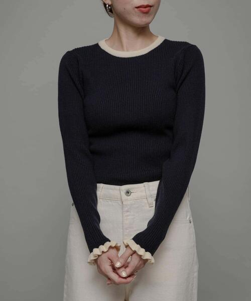 URBAN RESEARCH Sonny Label（アーバンリサーチサニーレーベル）の「『洗濯可』袖口フリルクルーネックプルオーバー（ニット/セーター・レディース・ブラウン/ネイビー/グレー/ホワイト×グレー・FREE）」の15枚目の写真