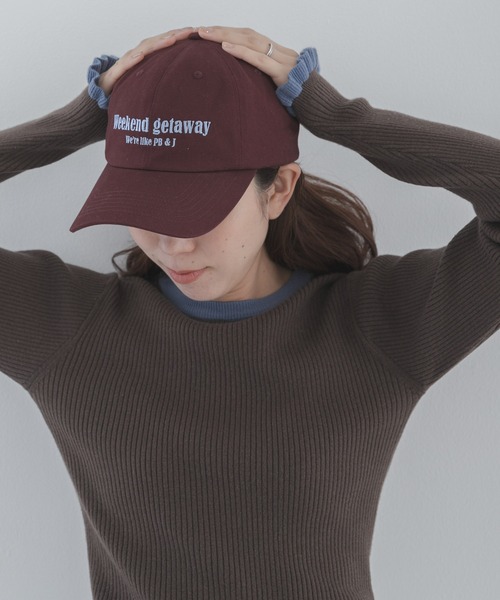 URBAN RESEARCH Sonny Label（アーバンリサーチサニーレーベル）の「『洗濯可』袖口フリルクルーネックプルオーバー（ニット/セーター・レディース・ブラウン/ネイビー/グレー/ホワイト×グレー・FREE）」の7枚目の写真