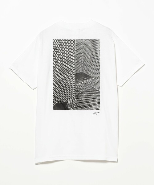 TOKYO CULTUART by BEAMS（トウキョウカルチャートバイビームス）の「森山大道 / Tiles Tee（Tシャツ/カットソー・レディース・ブラック/ホワイト・SMALL/MEDIUM/LARGE/X-LARGE）」の8枚目の写真