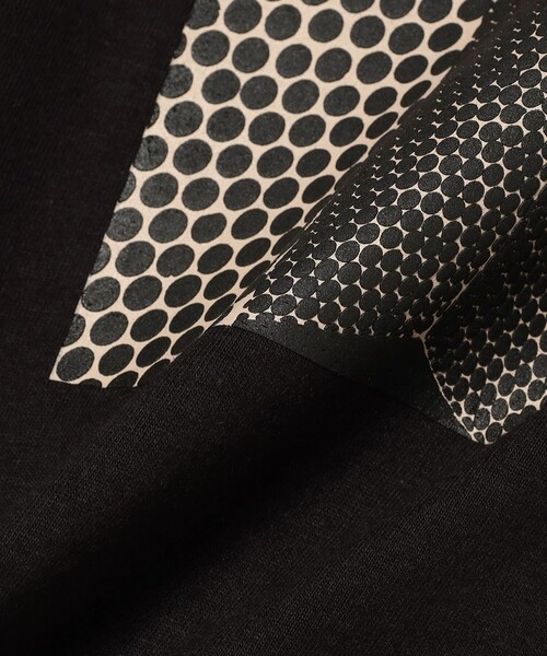 TOKYO CULTUART by BEAMS（トウキョウカルチャートバイビームス）の「森山大道 / Tiles Tee（Tシャツ/カットソー・レディース・ブラック/ホワイト・SMALL/MEDIUM/LARGE/X-LARGE）」の9枚目の写真