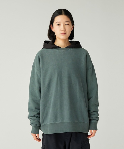 Snow Peak(スノーピーク)の「Snow Peak / Garment Dyed Pullover ガーメントダイプルオーバー(スウェット・メンズ・ダークグリーン/チャコール/パープル・L/M/S/1/XL)」の3枚目の写真