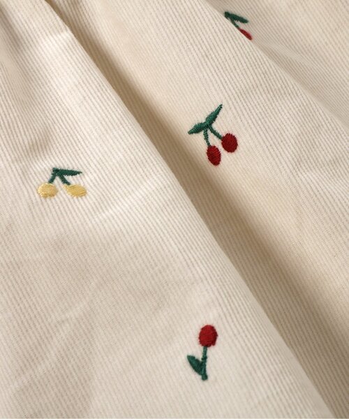 apres les cours（アプレレクール）の「【リンク/ジュニア対応】袖リボンハート・さくらんぼ刺繍チュニック（シャツ/ブラウス・キッズ・アイボリー/サックスブルー・100/90/80/140/130/120/110）」の13枚目の写真