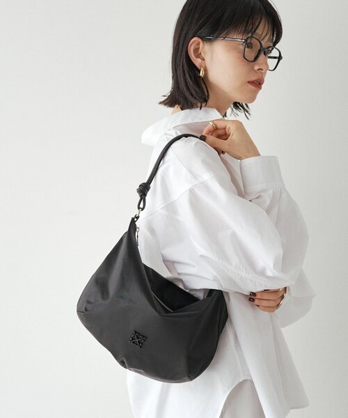 russet（ラシット）の「クラウズナイロン2WAYショルダーバッグ（ショルダーバッグ・レディース・ライトグレー/ブラック/カーキ/ブルー系その他・FREE）」の9枚目の写真