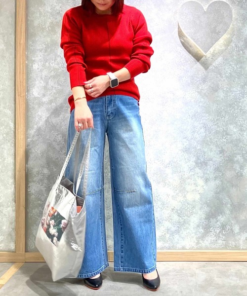 Q（キュー）の「やわもちラインクルーネックニット（ニット/セーター・レディース・レッド/ブラック・MEDIUM）」の8枚目の写真