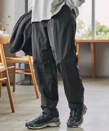 THE CRAFT CREW PRODUCTS（ザクラフトクループロダクツ）の「【セットアップ対応】マルチファンクショナルナイロン タックテーパードパンツ / 撥水・防風・ウォッシャブル【THE C RAFT CREW PRODUCTS】（その他パンツ）」