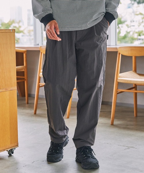 セットアップ対応】マルチファンクショナルナイロン タックテーパード