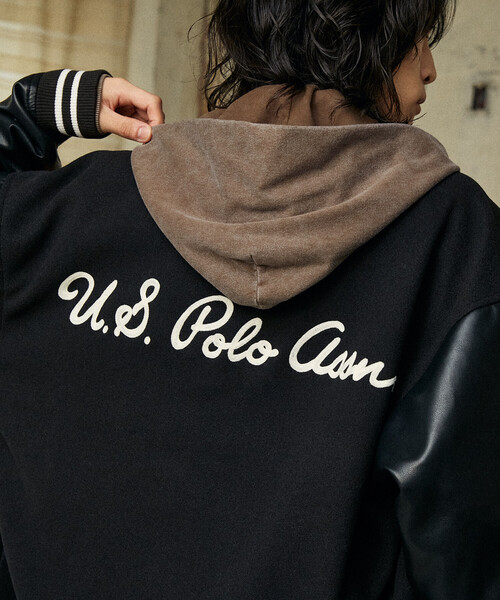 U.S. POLO ASSN.(ユーエスポロアッスン)の「U.S. POLO ASSN./ユーエスポロアッスン 別注 FAKE LEATHER STADIUM JACKET/メルトンフェイクレザースタジャン(限定展開)(ブルゾン・メンズ・ネイビー/ブラック・SMALL/LARGE/MEDIUM)」の3枚目の写真