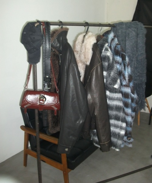 ENVYM(アンビー)の「スタンドカラーコクーンコート(その他アウター・レディース・ブラウン/ブラック・FREE)」の5枚目の写真