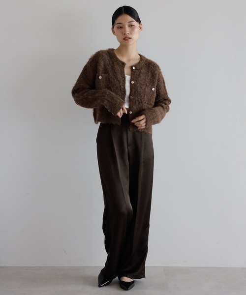 ENC（エンク）の「gold button mini pocket cardigan / 金釦ミニポケットシャギーカーディガン（カーディガン/ボレロ・レディース・ブラック/アイボリー/ダークブラウン・FREE）」の21枚目の写真