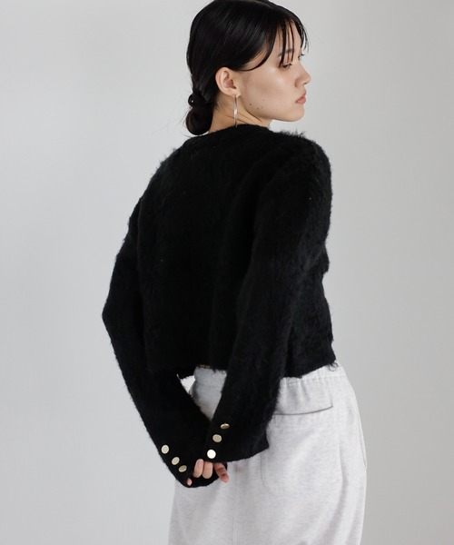 ENC（エンク）の「gold button mini pocket cardigan / 金釦ミニポケットシャギーカーディガン（カーディガン/ボレロ・レディース・ブラック/アイボリー/ダークブラウン・FREE）」の13枚目の写真