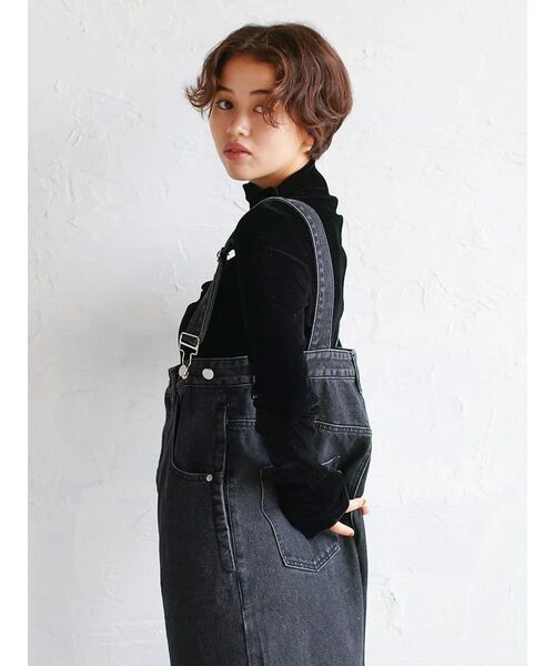 FIKA.（フィーカ）の「Mellow velour top（Tシャツ/カットソー・レディース・ブラウン/ブラック/オフホワイト・MEDIUM）」の10枚目の写真