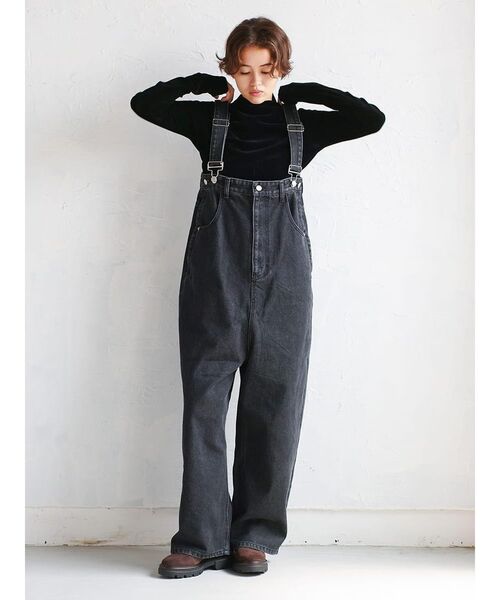 FIKA.（フィーカ）の「Mellow velour top（Tシャツ/カットソー・レディース・ブラウン/ブラック/オフホワイト・MEDIUM）」の12枚目の写真