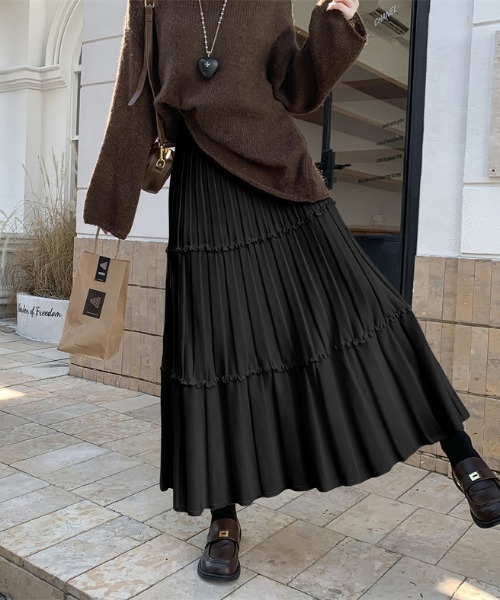 Doula Doula(ドゥーラドゥーラ)の「切り替えフレアニットスカート(スカート・レディース・アイボリー/ブラック/グレー・FREE)」の2枚目の写真