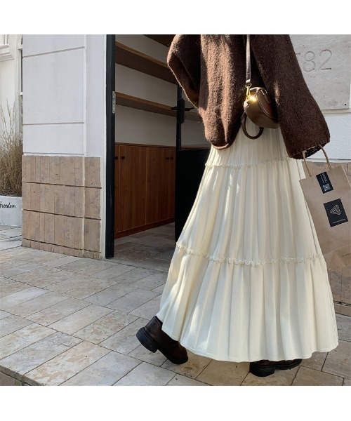 Doula Doula(ドゥーラドゥーラ)の「切り替えフレアニットスカート(スカート・レディース・アイボリー/ブラック/グレー・FREE)」の6枚目の写真