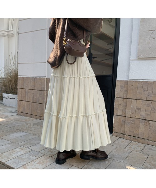 Doula Doula(ドゥーラドゥーラ)の「切り替えフレアニットスカート(スカート・レディース・アイボリー/ブラック/グレー・FREE)」の4枚目の写真