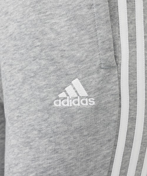 adidas（アディダス）の「アディダス adidas エッセンシャルズ フレンチテリー 3ストライプス パンツ（スウェットパンツ・レディース・グレー/ブラック・S/M/L/XL）」の7枚目の写真