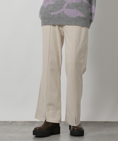 LAKOLE(ラコレ)の「起毛カットフレアパンツ / 598991(その他パンツ・レディース・ブラウン/チャコールグレー/ブラック/ライトベージュ・FREE)」の14枚目の写真