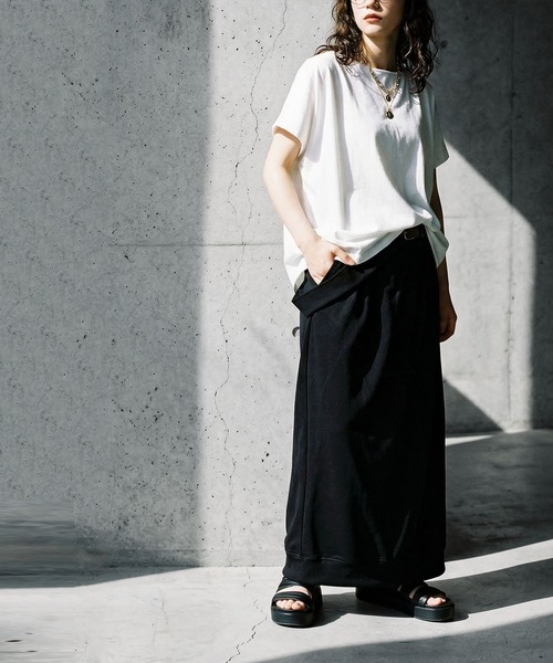 antiqua(アンティカ)の「Iライン リブスカート(スカート・レディース・グレー/ブラック・ONESIZE)」の5枚目の写真