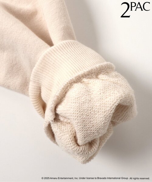 BREEZE(ブリーズ)の「Tupacコラボパーカー(パーカー・キッズ・アイボリー/ブラック・90/100/110/120/130/140/150)」の18枚目の写真