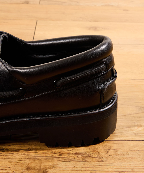 Tomo & Co(トモアンドシーオー)の「Tomo&Co トモアンドシーオー / FAT LACE DECK SHOES ベジタブルタンニンレザーファットレースデッキシューズ / TMTKS-S-0063(モカシン/デッキシューズ・メンズ・ブラウン/ブラック・27cm/26cm/25cm)」の10枚目の写真
