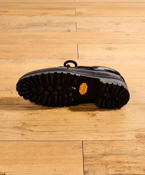 Tomo & Co(トモアンドシーオー)の「Tomo&Co トモアンドシーオー / FAT LACE DECK SHOES ベジタブルタンニンレザーファットレースデッキシューズ / TMTKS-S-0063(モカシン/デッキシューズ・メンズ・ブラウン/ブラック・27cm/26cm/25cm)」の13枚目の写真