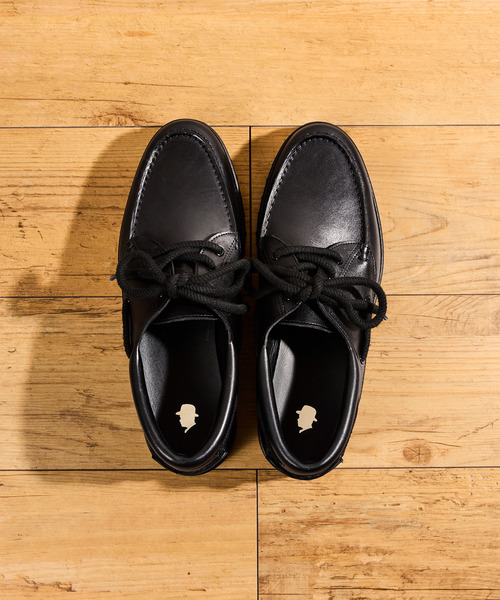 Tomo & Co(トモアンドシーオー)の「Tomo&Co トモアンドシーオー / FAT LACE DECK SHOES ベジタブルタンニンレザーファットレースデッキシューズ / TMTKS-S-0063(モカシン/デッキシューズ・メンズ・ブラウン/ブラック・27cm/26cm/25cm)」の14枚目の写真