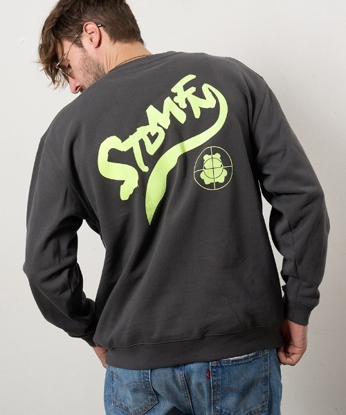 STUD MUFFIN（スタッドマフィン）の「msw1807-オーセンティックパイル ウェービーロゴ スマイルスエットシャツ(614-02856)（スウェット・メンズ・イエロー/ホワイト/ブラック/チャコールグレー・2/3/4）」の3枚目の写真