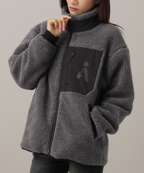 ALAND（エーランド）の「【UNISEX】ALAND／スタンドボアブルゾン（ブルゾン・レディース・ホワイト/その他1・LARGE/SMALL）」の2枚目の写真