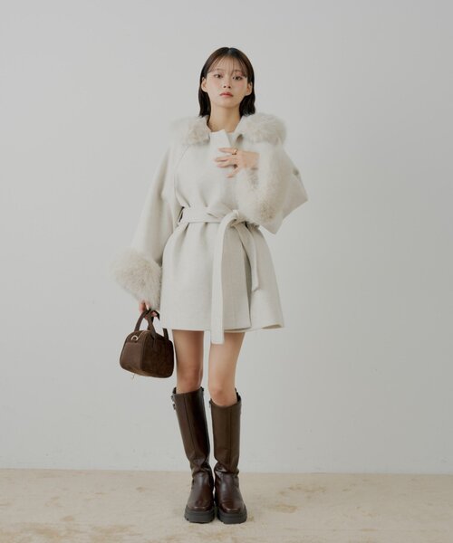 ファー襟ケープコート（その他アウター）｜Chico（チコ）の