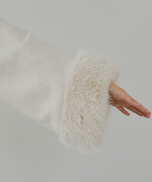 セール】【4色展開】ファー襟ケープコート（ポンチョ）｜Chico（チコ