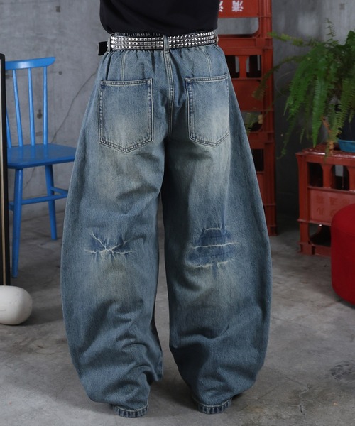 ILL'S(イルズ)の「AW グランジ加工 バレルレッグ デニムパンツ メンズ レディース ユニセックス 【ILL'S】(デニムパンツ・メンズ・ブルー・L/M)」の5枚目の写真