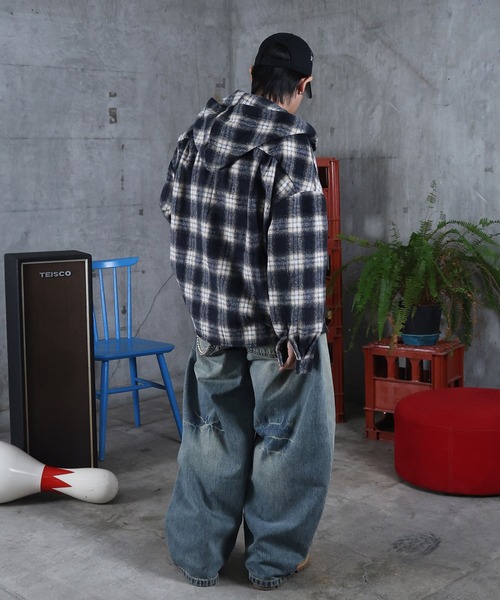 ILL'S(イルズ)の「AW グランジ加工 バレルレッグ デニムパンツ メンズ レディース ユニセックス 【ILL'S】(デニムパンツ・メンズ・ブルー・L/M)」の11枚目の写真