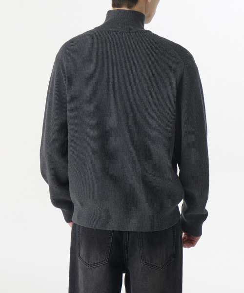 MUSINSA STANDARD（ムシンサスタンダード）の「コットンハイネックニットジップアップ [ミディアムグレー]（ニット/セーター・メンズ・その他・SMALL/MEDIUM/LARGE/X-LARGE/XX-LARGE）」の3枚目の写真