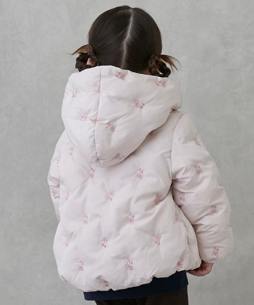 petit main（プティマイン）の「【リンク/洗える】刺しゅう中綿ジャケット（ブルゾン・キッズ・ライトピンク/アイボリー/ブルーグレー・110cm/120cm/130cm/90cm/100cm/80ｃｍ）」の9枚目の写真