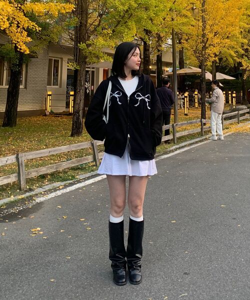 ROSEFRANTZ（ロゼフランツ）の「Sketch Ribbon Hood Zip-up [Gray]（パーカー・レディース・アッシュグレー・FREE）」の5枚目の写真