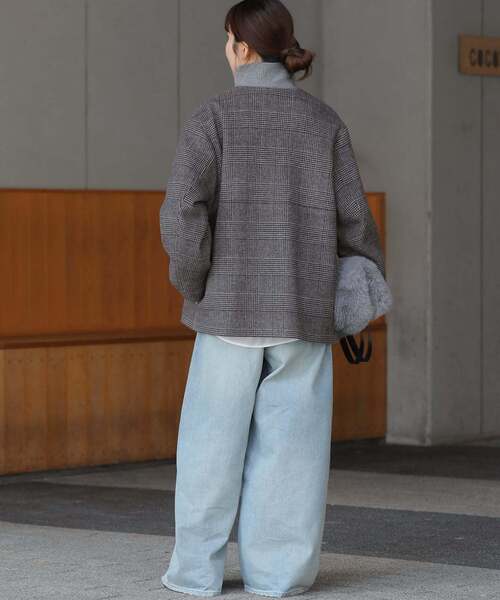JOURNAL STANDARD relume（ジャーナルスタンダード　レリューム）の「《追加2》スーパーファインビーバークルーネックコート（その他アウター・レディース・ベージュ/ブラック/ブラック系その他/ブルー・36/38）」の5枚目の写真