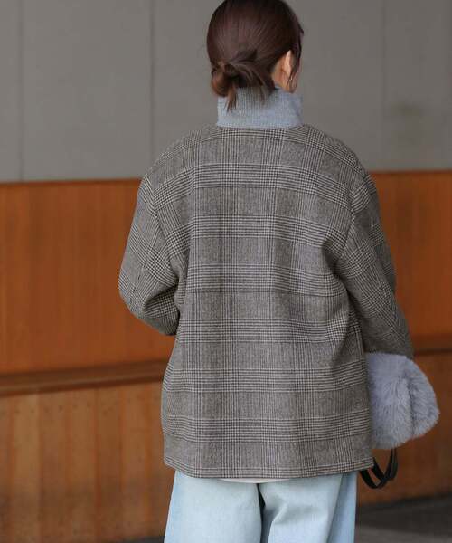 JOURNAL STANDARD relume（ジャーナルスタンダード　レリューム）の「《追加2》スーパーファインビーバークルーネックコート（その他アウター・レディース・ベージュ/ブラック/ブラック系その他/ブルー・36/38）」の9枚目の写真