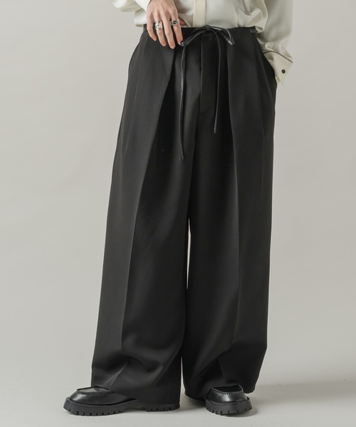 CASPER JOHN（キャスパージョン）の「Belted HAKAMA slacks/ベルテッド袴スラックス（スラックス・メンズ・ブラック系/ブラック・LARGE/MEDIUM/SMALL/X-SMALL）」の18枚目の写真