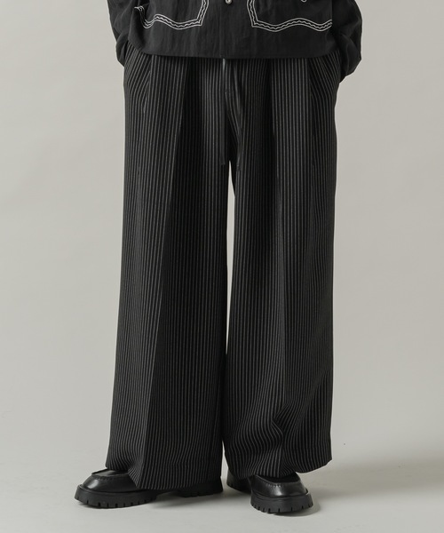 CASPER JOHN（キャスパージョン）の「Belted HAKAMA slacks/ベルテッド袴スラックス（スラックス・メンズ・ブラック系/ブラック・LARGE/MEDIUM/SMALL/X-SMALL）」の8枚目の写真