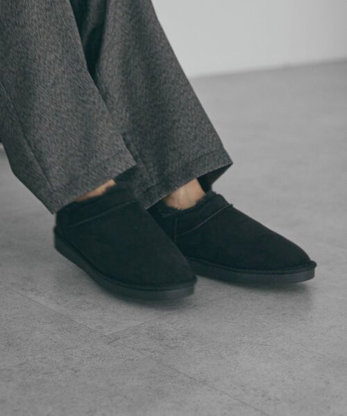 AMERICAN HOLIC(アメリカンホリック)の「【整履き】ムートンブーツ(ブーツ・レディース・ブラック/キャメル・M/S/L)」の4枚目の写真