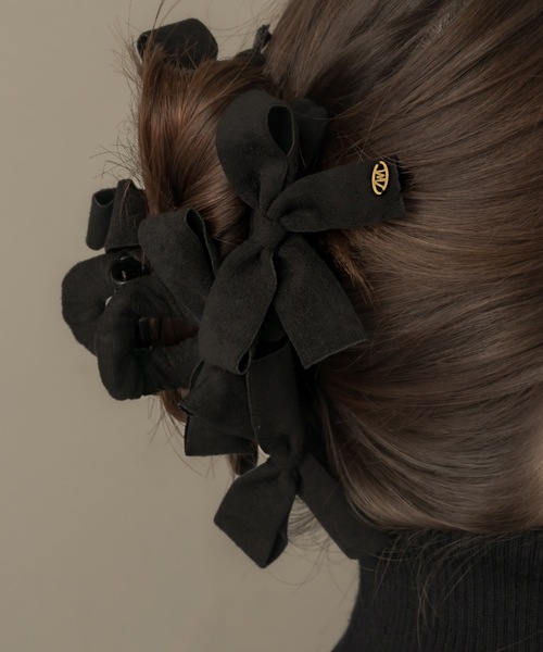 muku（ムク）の「【木村なつみ×Mukuコラボアイテムが登場！！】HAIR CLIP/SUEDE RIBBON（バレッタ/ヘアクリップ・レディース・ブラック・FREE）」の14枚目の写真