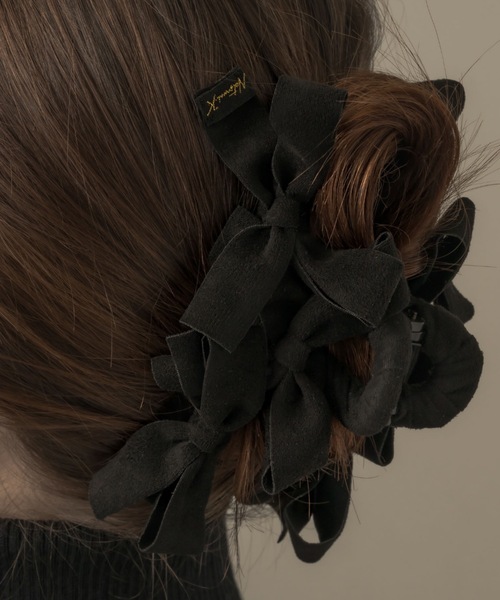 muku（ムク）の「【木村なつみ×Mukuコラボアイテムが登場！！】HAIR CLIP/SUEDE RIBBON（バレッタ/ヘアクリップ・レディース・ブラック・FREE）」の13枚目の写真
